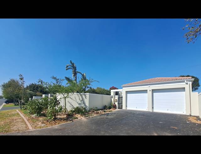3 BEDROOM GATED ESTATE TO LET IN SUNNINGDALE